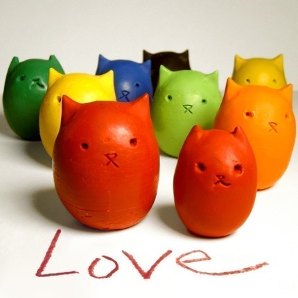 kitty_crayons